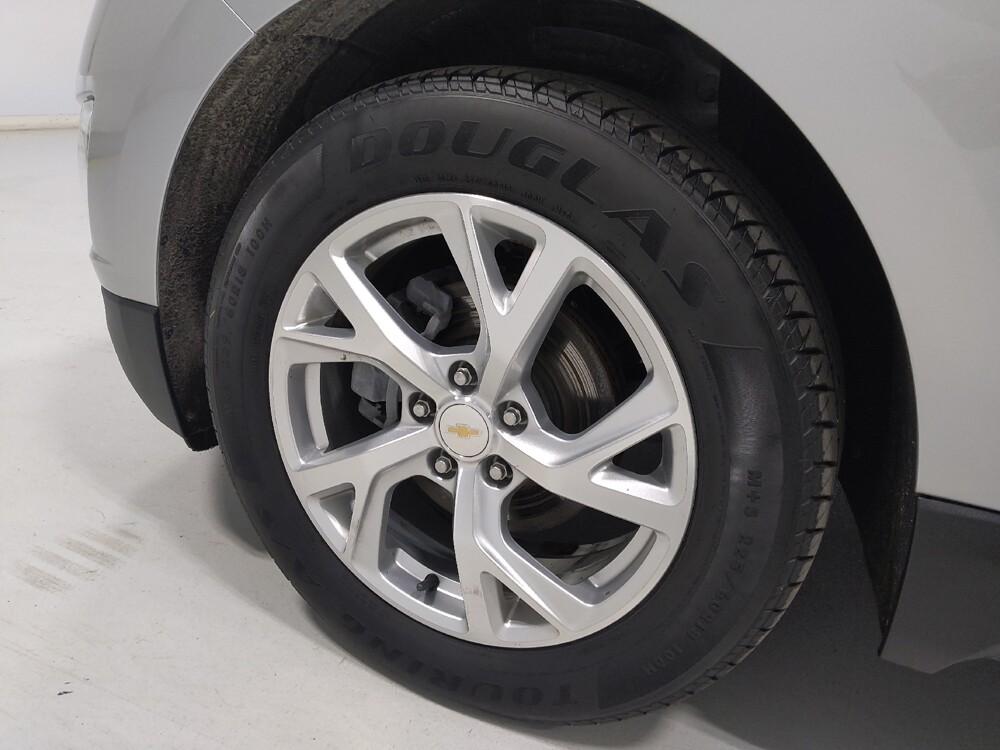 2020 Chevrolet Equinox in Columbus, OH 43228 - 18136946 31