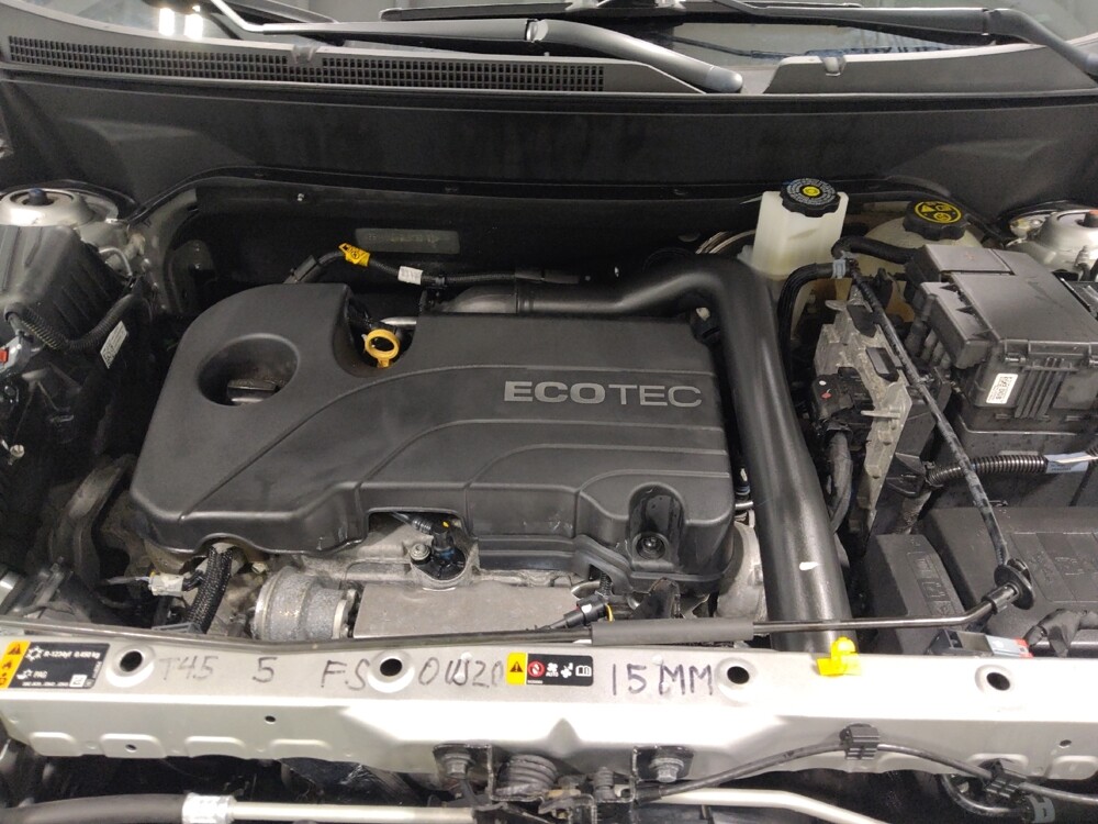 2020 Chevrolet Equinox in Columbus, OH 43228 - 18136946 30