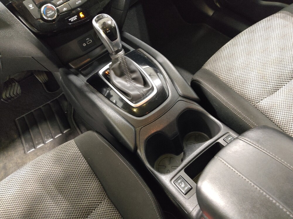 2019 Nissan Rogue Sport in Columbus, OH 43228 - 18136948 26