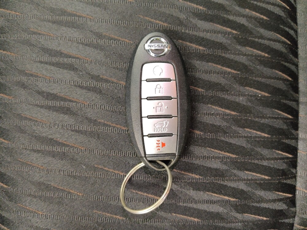 2018 Nissan Rogue in St. Louis, MO 63136 - 18136952 32