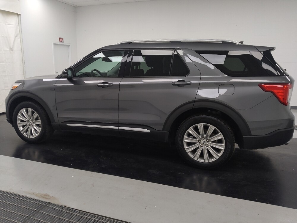 2021 Ford Explorer in St. Louis, MO 63136 - 18136953 3