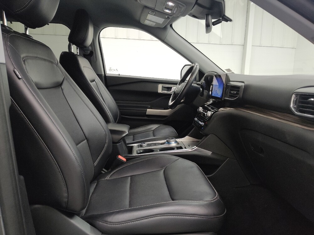 2021 Ford Explorer in St. Louis, MO 63136 - 18136953 21