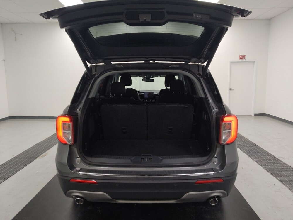 2021 Ford Explorer in St. Louis, MO 63136 - 18136953 29