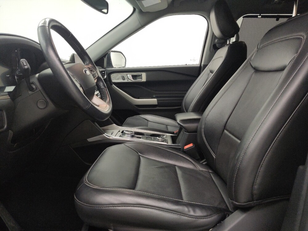 2021 Ford Explorer in St. Louis, MO 63136 - 18136953 17