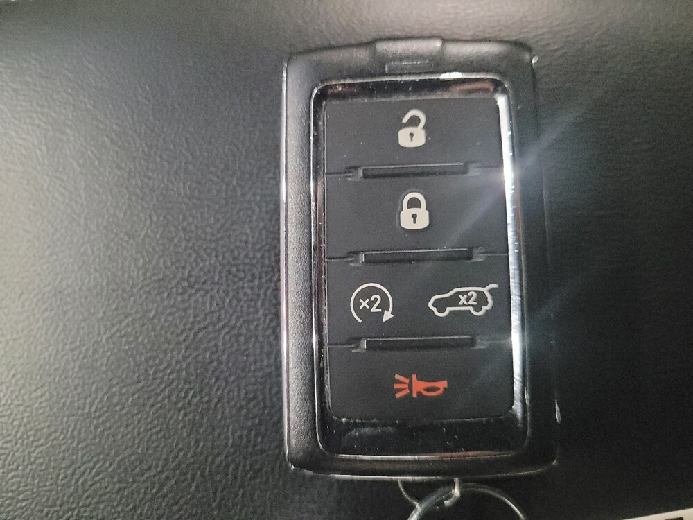 2023 Jeep Grand Cherokee L in New Castle, DE 19720 - 18136954 32