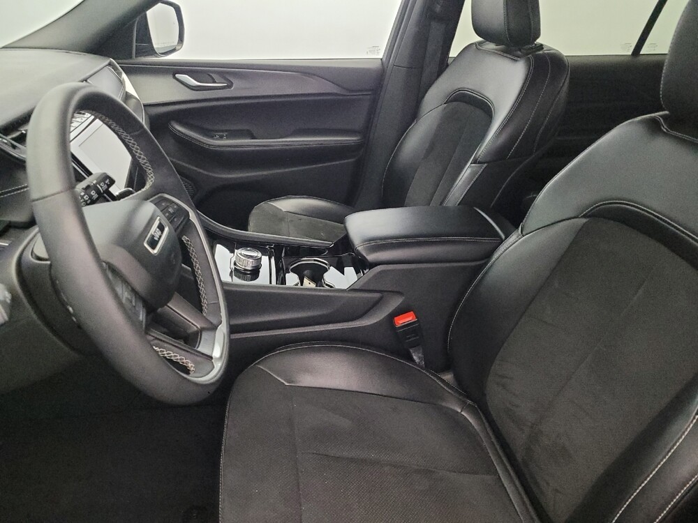 2023 Jeep Grand Cherokee L in New Castle, DE 19720 - 18136954 17