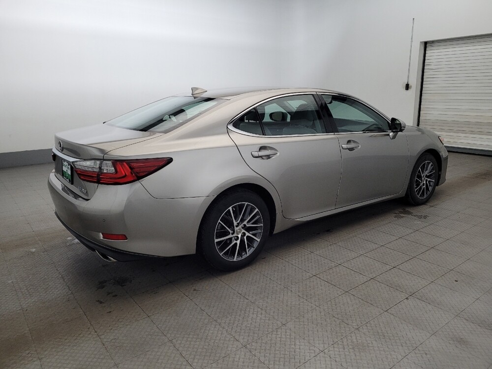 2017 Lexus ES 350 in Pittsburgh, PA 15237 - 18136956 10