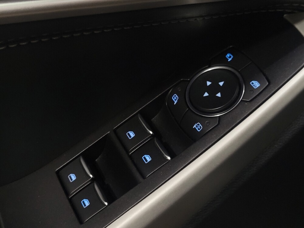 2021 Ford Explorer in Pittsburgh, PA 15237 - 18136960 27