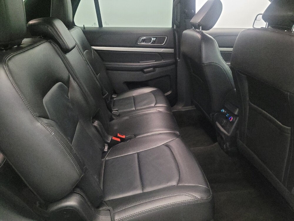 2018 Ford Explorer in Pittsburgh, PA 15237 - 18136962 19