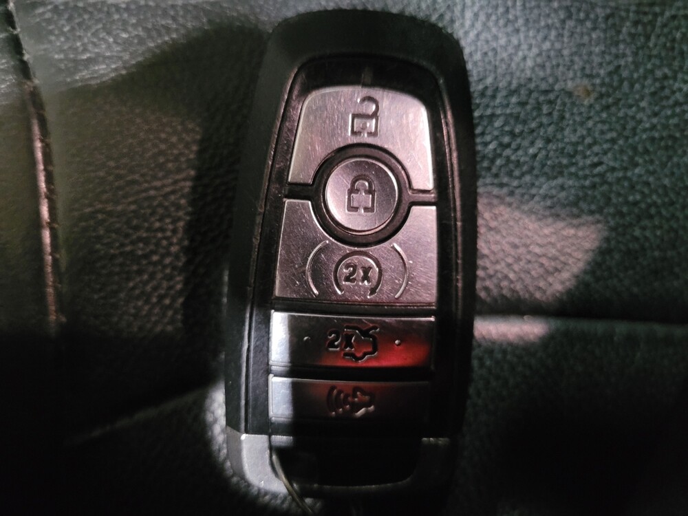 2018 Ford Explorer in Pittsburgh, PA 15237 - 18136962 32