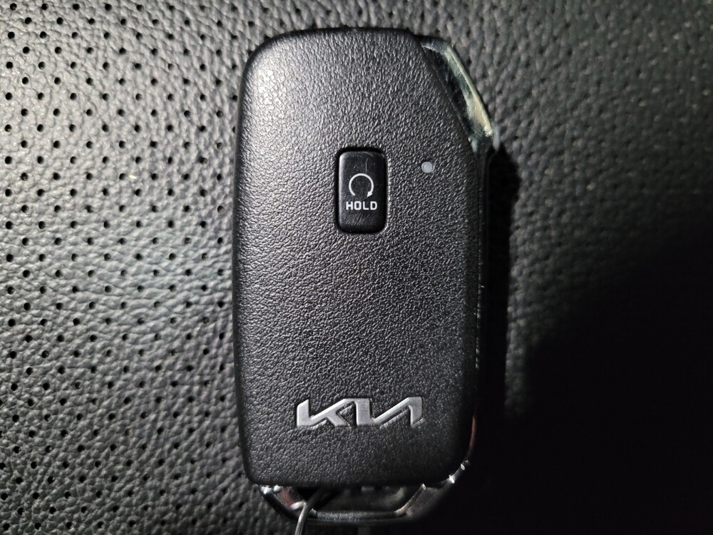 2023 Kia Forte in Pittsburgh, PA 15237 - 18136963 32