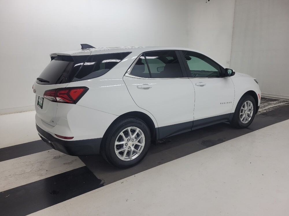 2023 Chevrolet Equinox in St. Louis, MO 63125 - 18136973 10