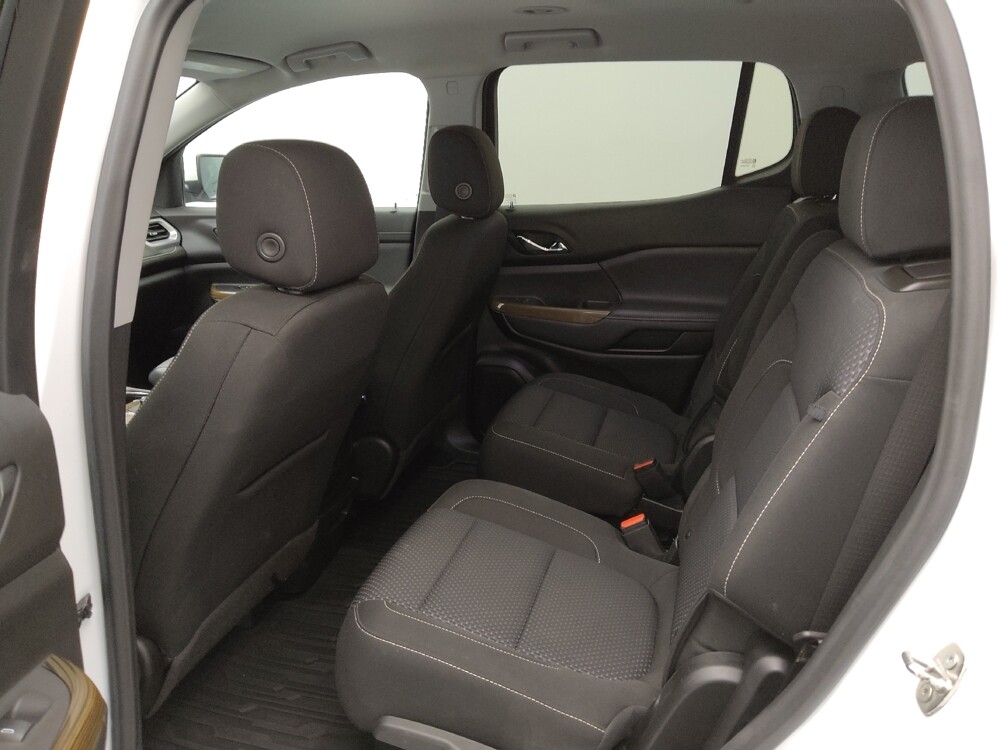 2022 GMC Acadia in Independence, MO 64055 - 18136976 18