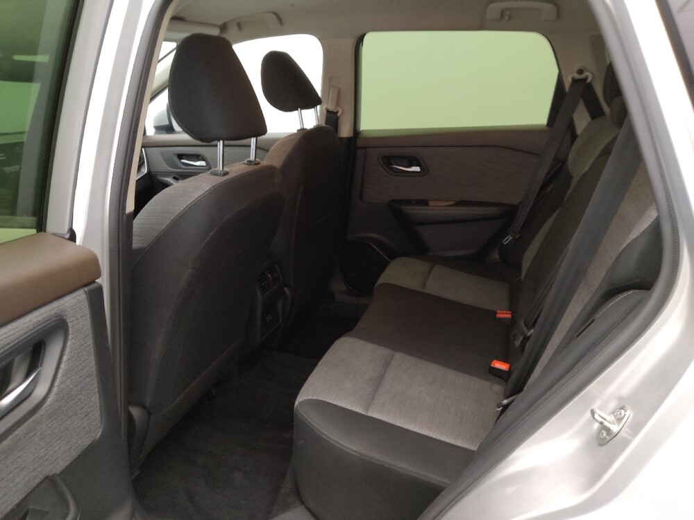 2023 Nissan Rogue in Springfield, MO 65807 - 18136978 18