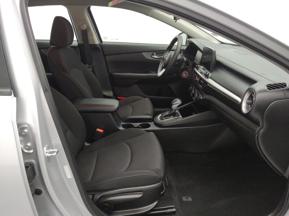 2021 Kia Forte in Independence, MO 64055 - 18136979 21