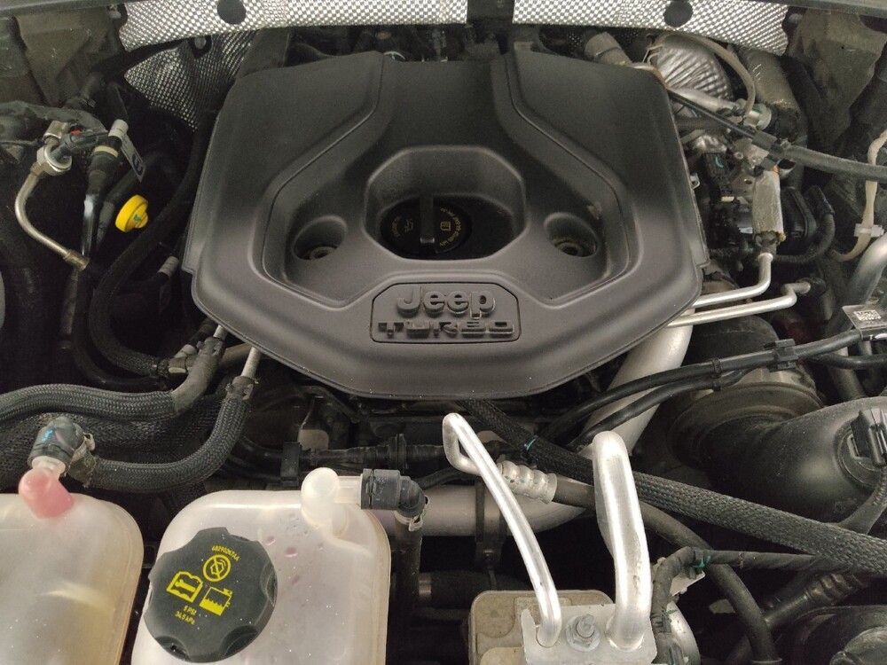 2024 Jeep Grand Cherokee in Des Moines, IA 50310 - 18136980 30
