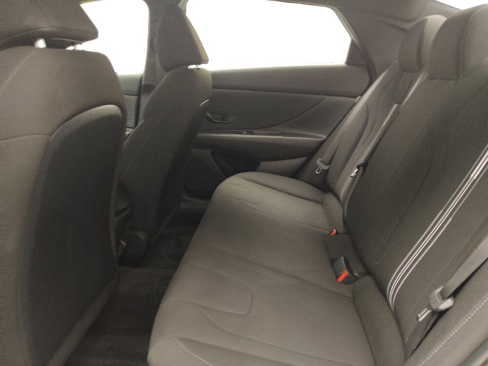 2025 Hyundai Elantra in Lombard, IL 60148 - 18136983 18
