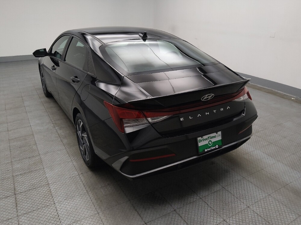 2025 Hyundai Elantra in Lombard, IL 60148 - 18136983 5