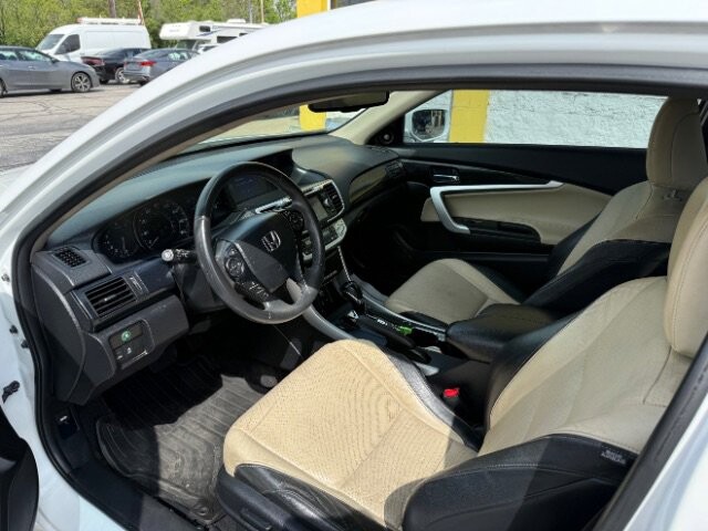 2015 Honda Accord in Indianapolis, IN 46222-4002 - 18136991 5