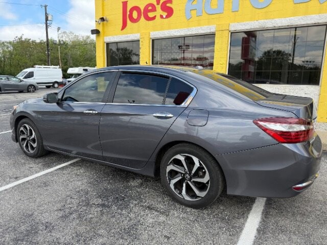 2017 Honda Accord in Indianapolis, IN 46222-4002 - 18136995 5