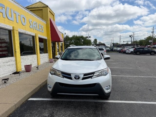 2015 Toyota RAV4 in Indianapolis, IN 46222-4002 - 18136997 3