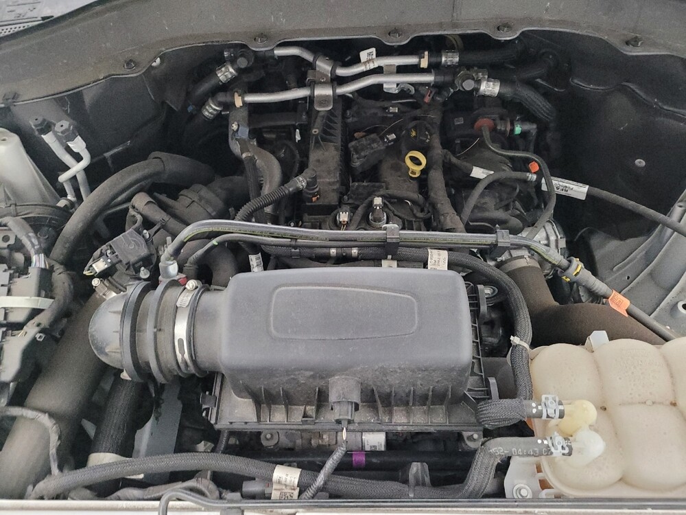 2022 Ford Explorer in Eastpointe, MI 48021 - 18136998 30