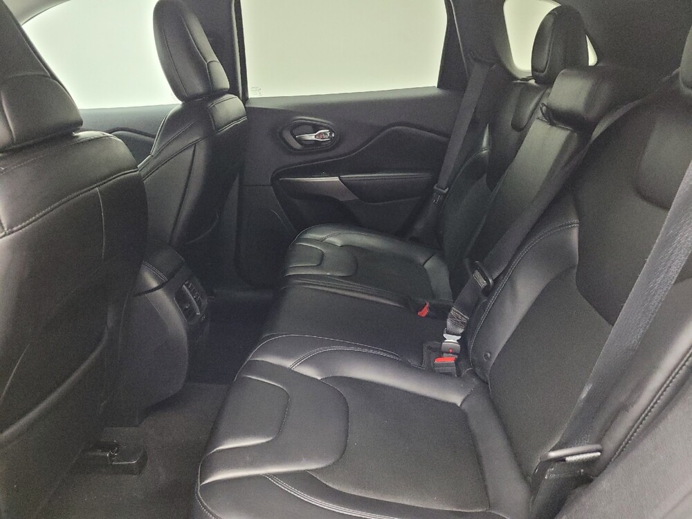 2019 Jeep Cherokee in Taylor, MI 48180 - 18137001 18