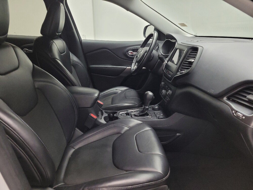 2019 Jeep Cherokee in Taylor, MI 48180 - 18137001 21