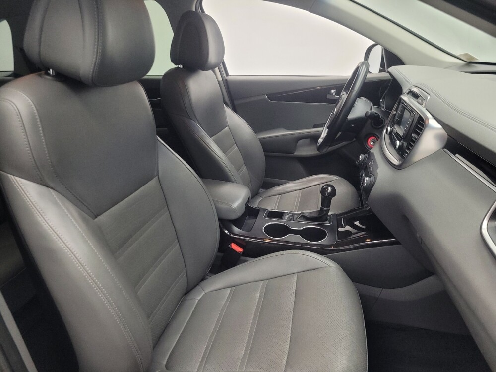 2016 Kia Sorento in Highland, IN 46322 - 18137003 21