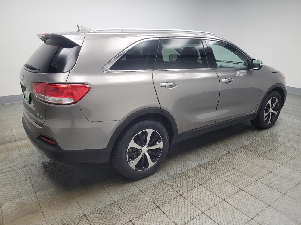 2016 Kia Sorento in Highland, IN 46322 - 18137003 10