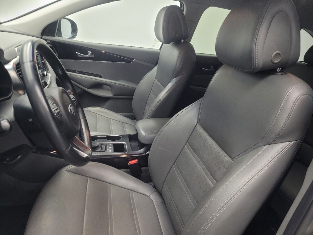 2016 Kia Sorento in Highland, IN 46322 - 18137003 17