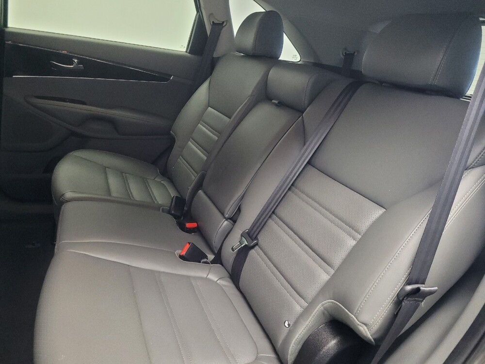 2016 Kia Sorento in Highland, IN 46322 - 18137003 18