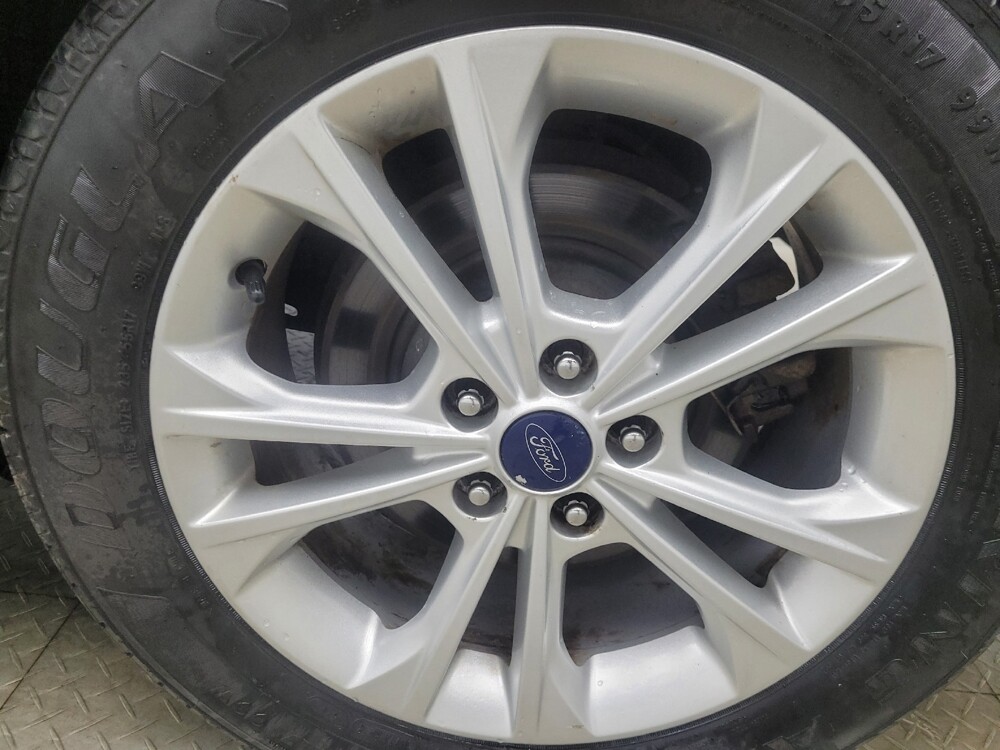 2017 Ford Escape in Ft Wayne, IN 46805 - 18137004 31