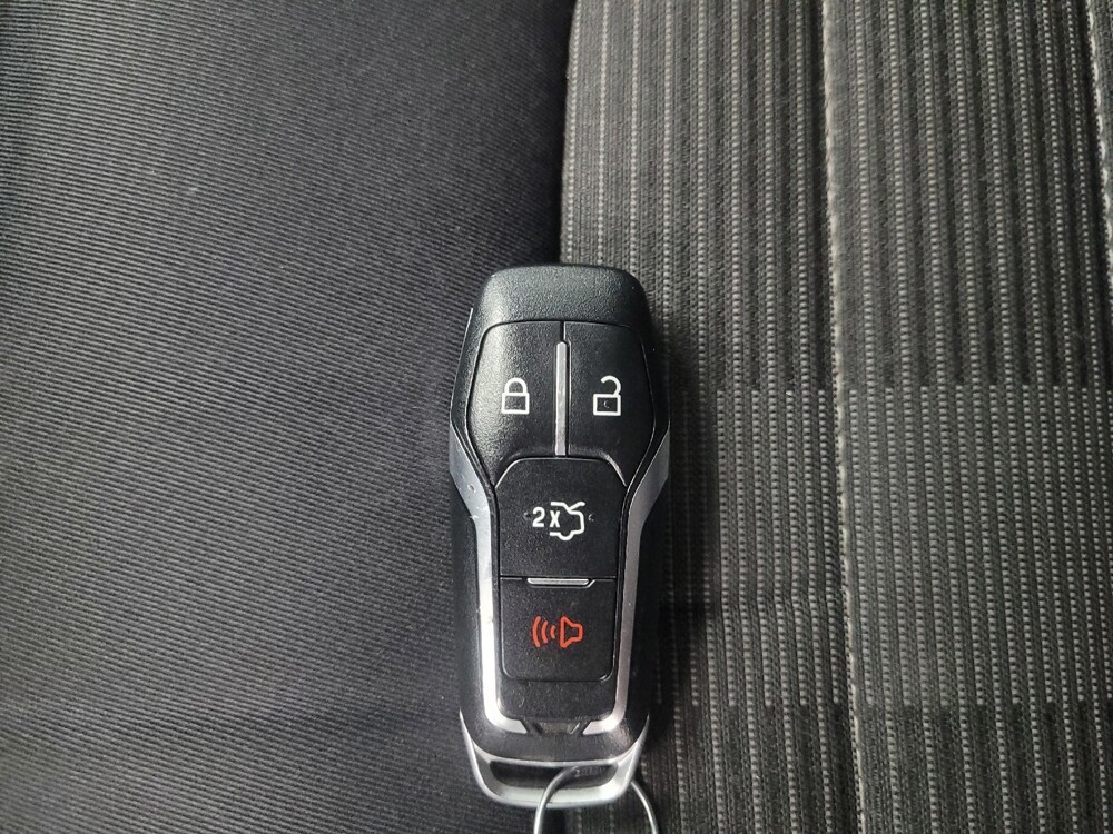 2015 Ford Edge in Highland, IN 46322 - 18137014 32