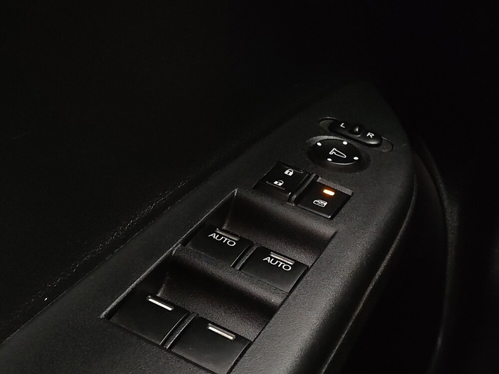 2017 Honda Accord in Independence, MO 64055 - 18137028 27