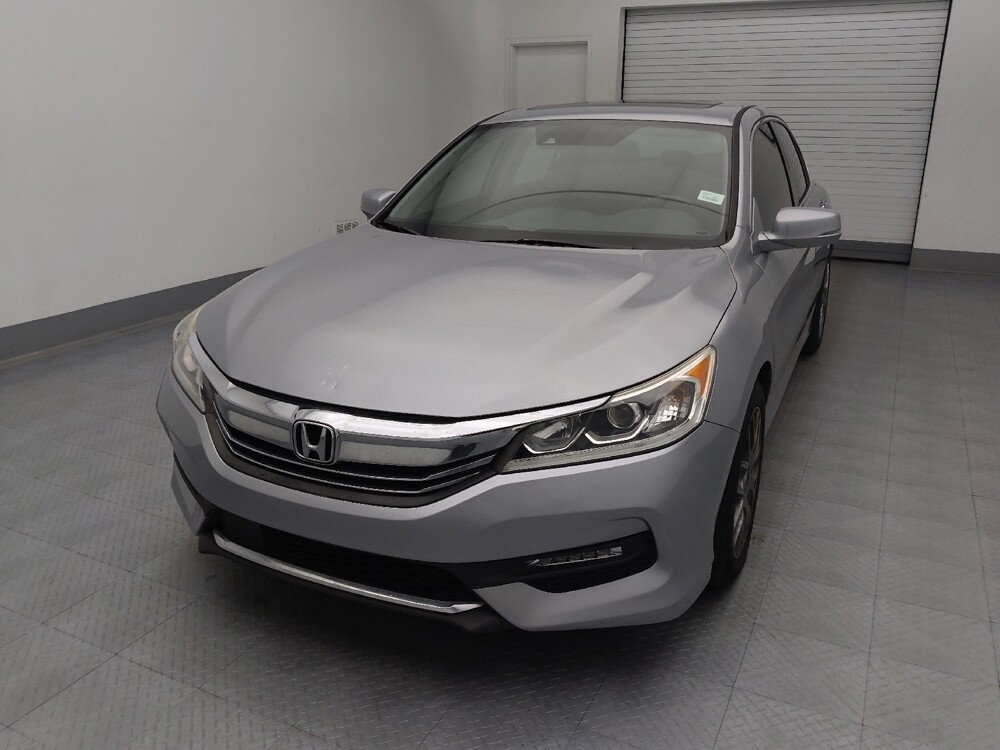 2017 Honda Accord in Independence, MO 64055 - 18137028 15