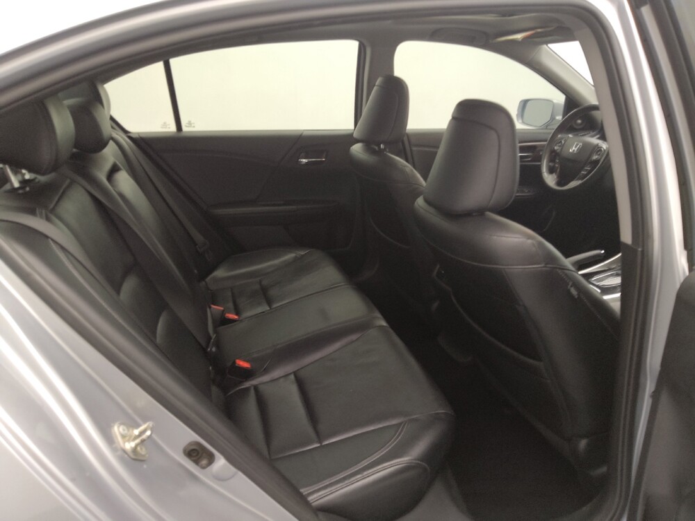 2017 Honda Accord in Independence, MO 64055 - 18137028 19