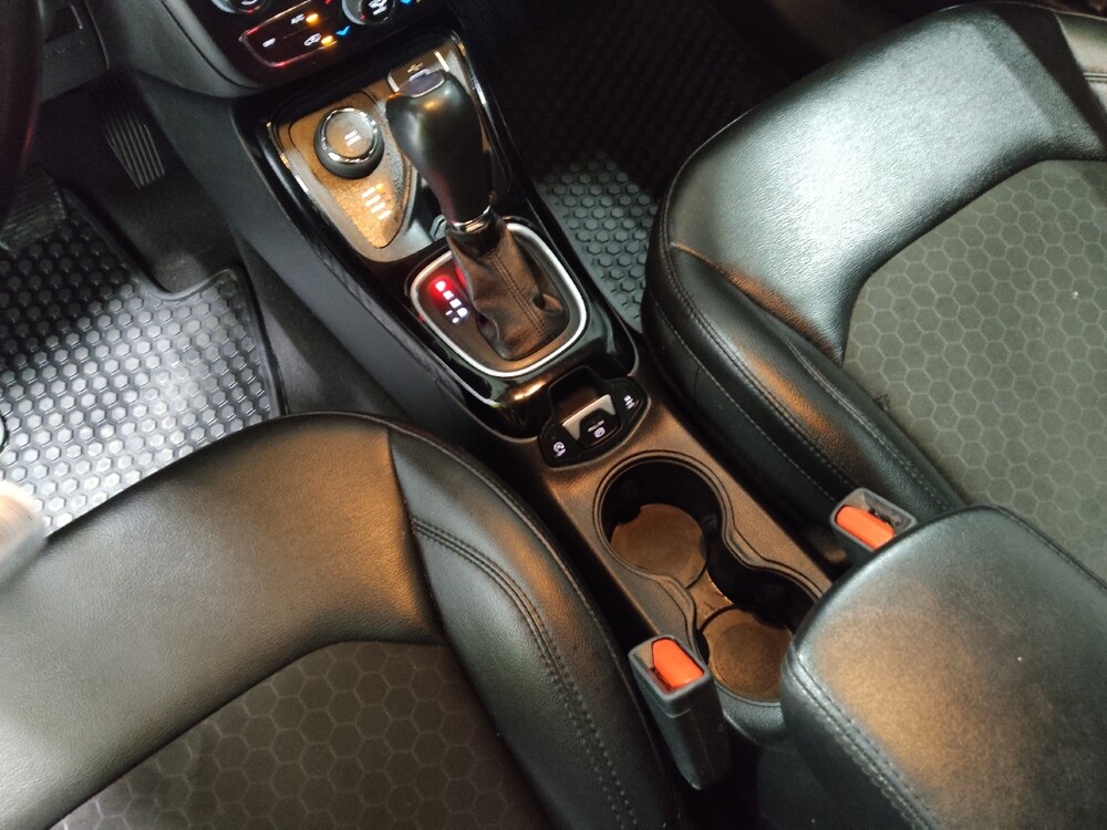 2021 Jeep Compass in Columbus, OH 43228 - 18137029 26