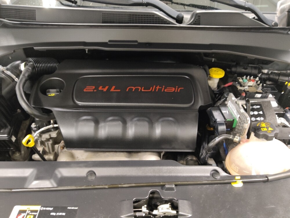 2021 Jeep Compass in Columbus, OH 43228 - 18137029 30