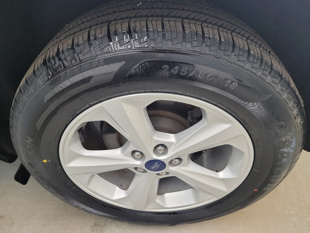 2019 Ford Edge in Maple Heights, OH 44137 - 18137049 31