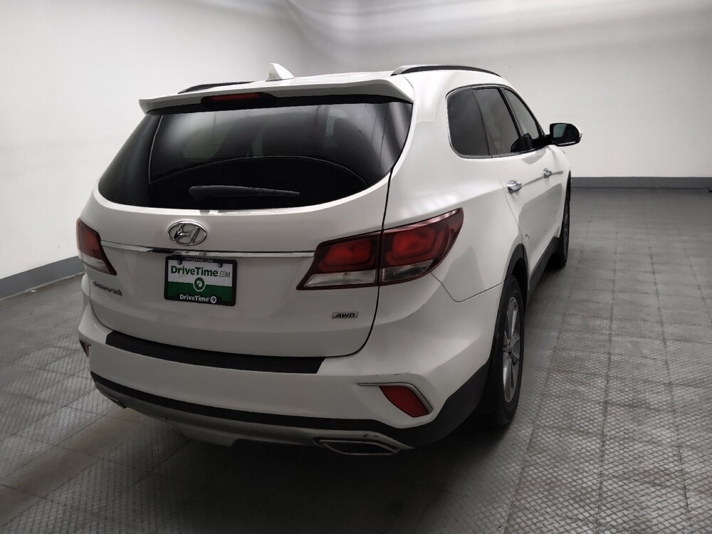 2018 Hyundai Santa Fe in Lombard, IL 60148 - 18137052 9