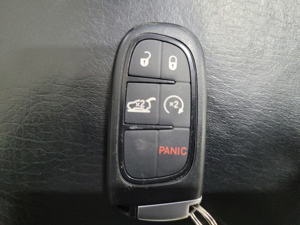 2019 Jeep Cherokee in New Castle, DE 19720 - 18137054 32