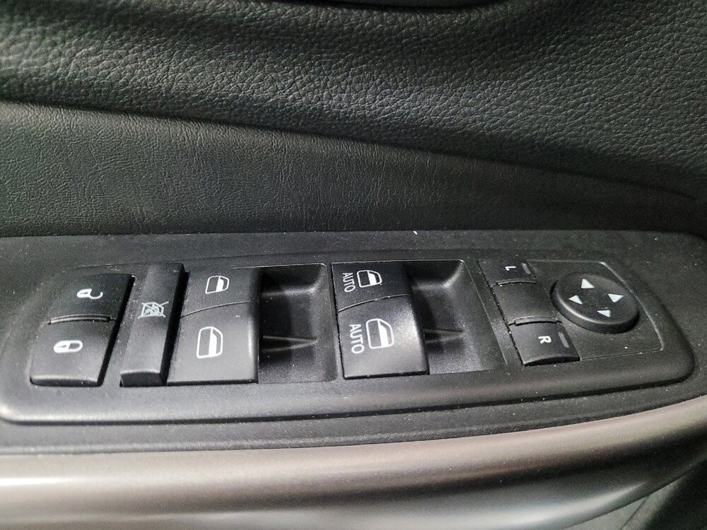 2019 Jeep Cherokee in New Castle, DE 19720 - 18137054 27