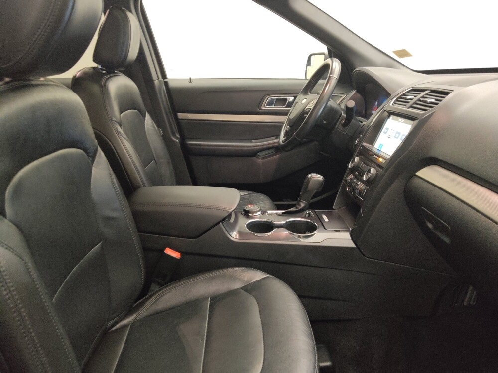 2018 Ford Explorer in Lombard, IL 60148 - 18137056 21