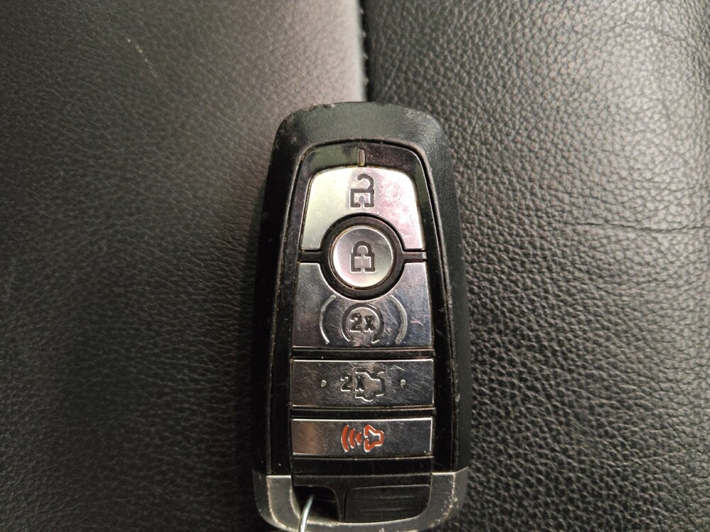 2018 Ford Explorer in Lombard, IL 60148 - 18137056 32