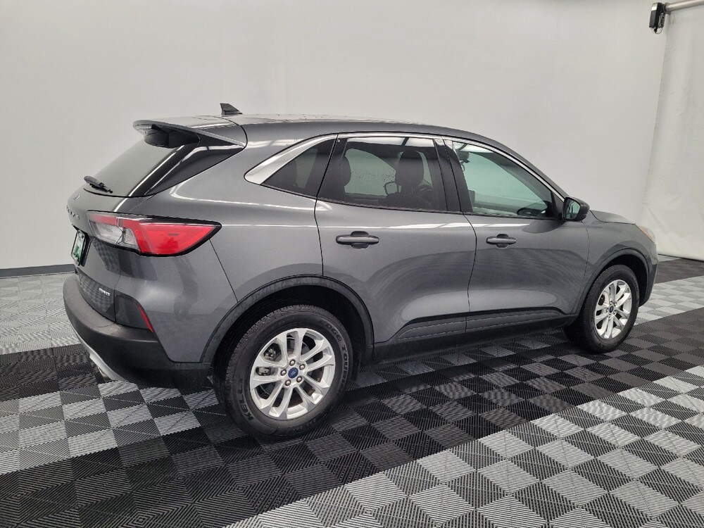 2022 Ford Escape in Houston, TX 77074 - 18137060 10
