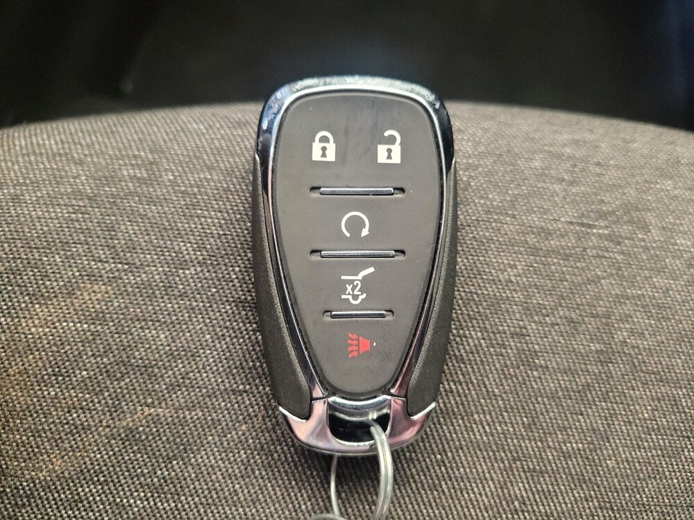 2023 Chevrolet Equinox in Maple Heights, OH 44137 - 18137063 32