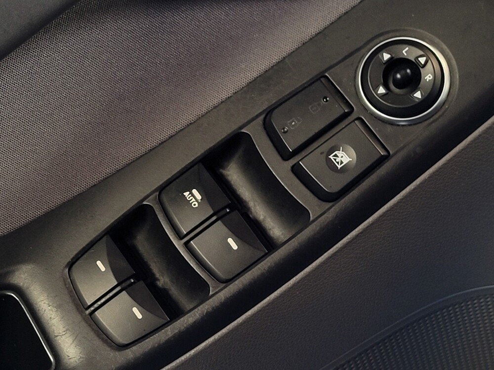 2016 Hyundai Elantra in Jacksonville, FL 32210 - 18137069 27