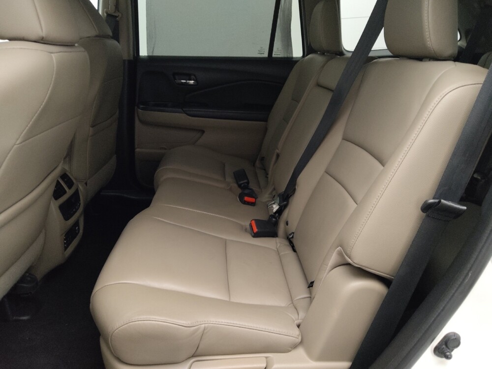 2018 Honda Pilot in Gainesville, FL 32609 - 18137077 18
