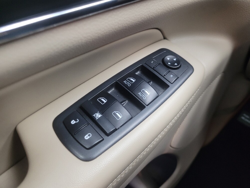 2019 Jeep Grand Cherokee in Highland, IN 46322 - 18137082 27